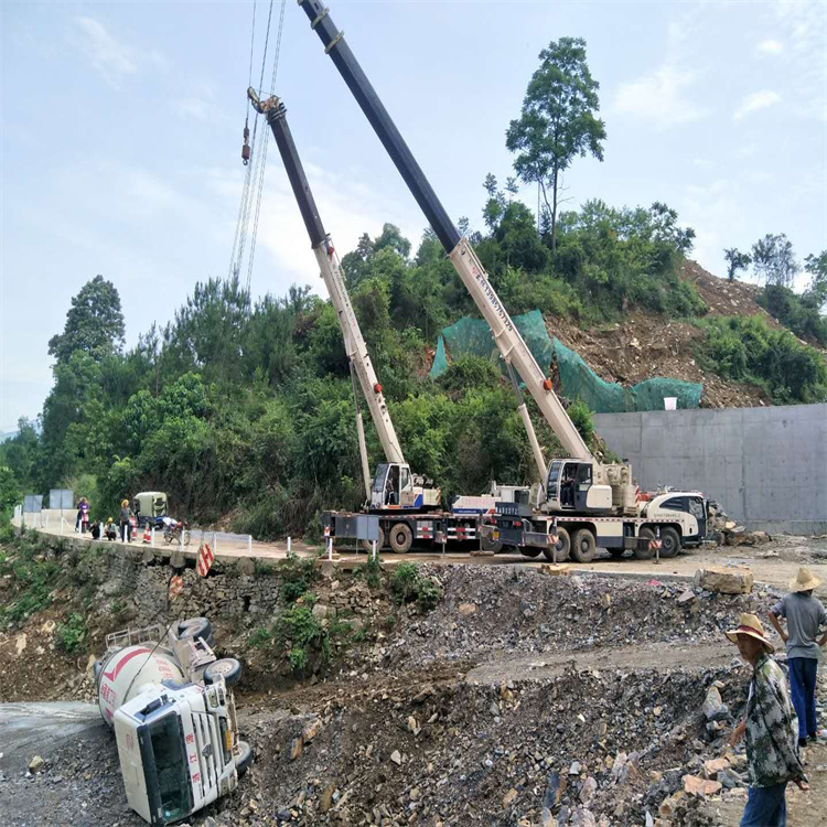 哈密哈密24小时应急道路救援吊装吊装现场实拍